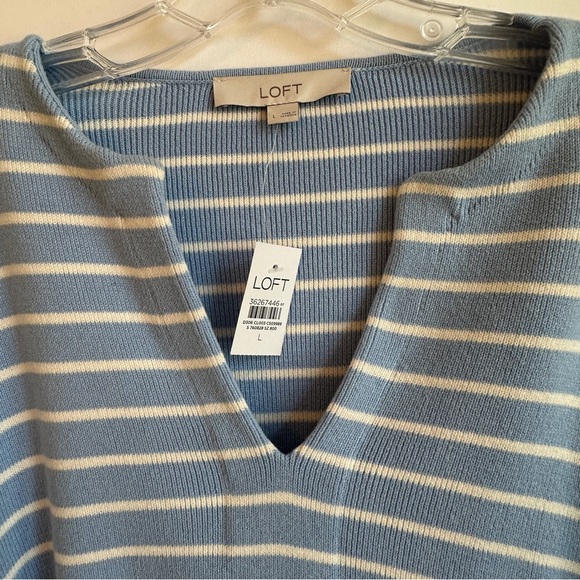 LOFT Sky Blue and Cream Striped V-Neck Sweater NWT - Picture 3 of 6